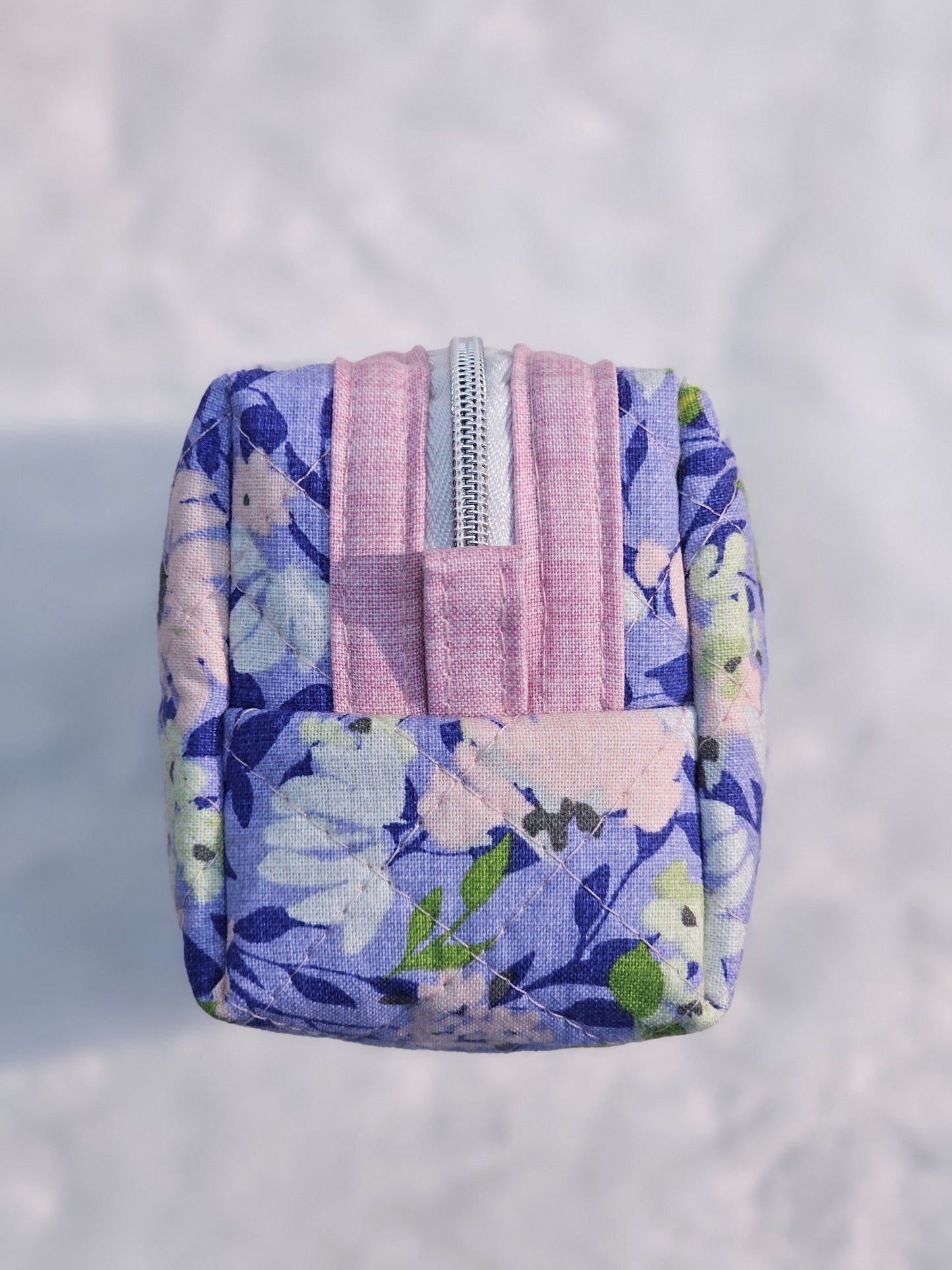 Pastel Purple Floral Light Pink Accented Quilted Pattern Mini Zipper Box Pouch