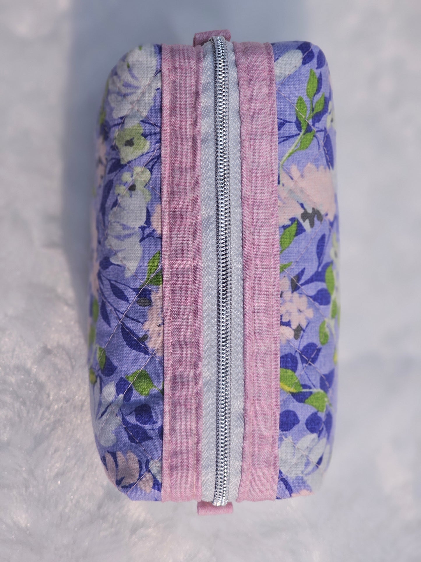 Pastel Purple Floral Light Pink Accented Quilted Pattern Mini Zipper Box Pouch