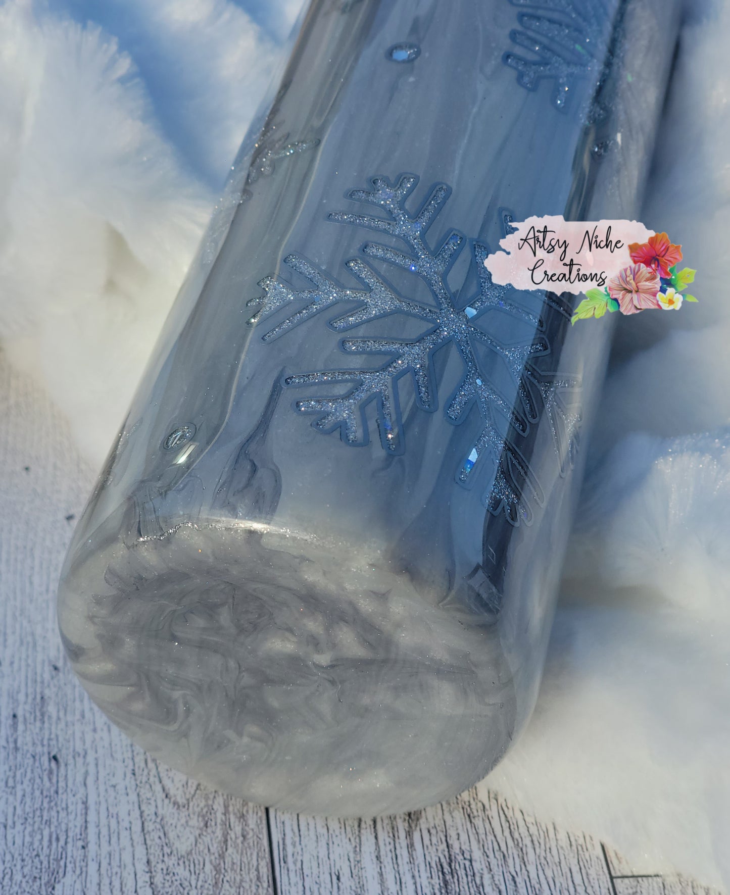 20 oz Silver Dirty Pour Peekaboo Snowflake Epoxy Tumbler