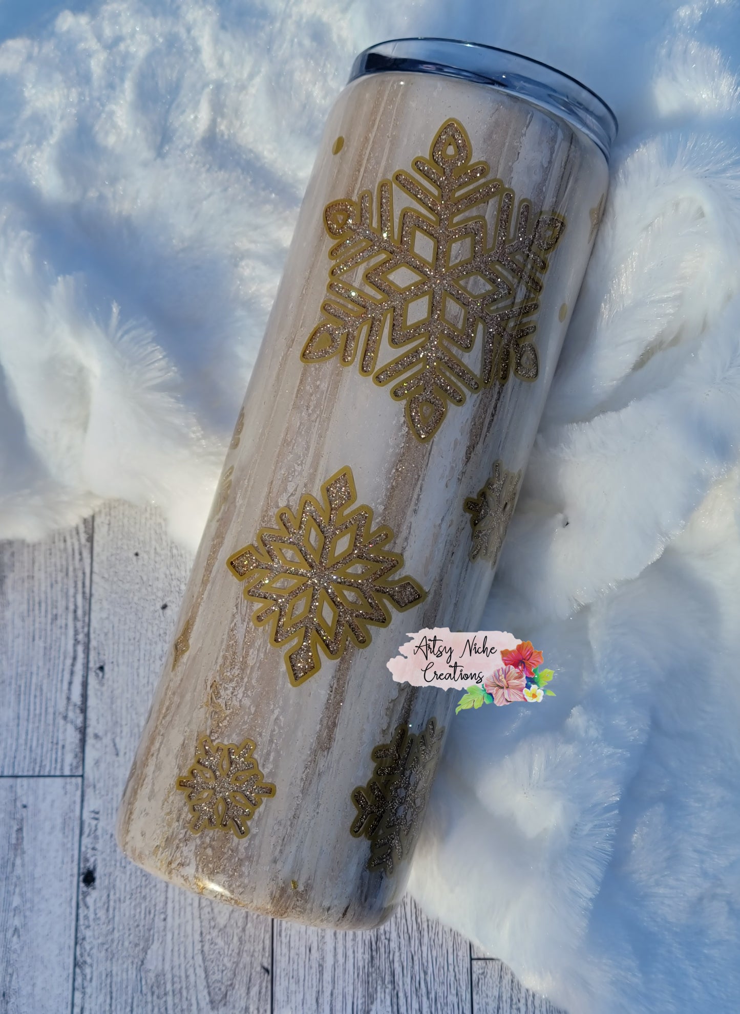 20 oz Gold Dirty Pour Peekaboo Snowflake Epoxy Tumbler