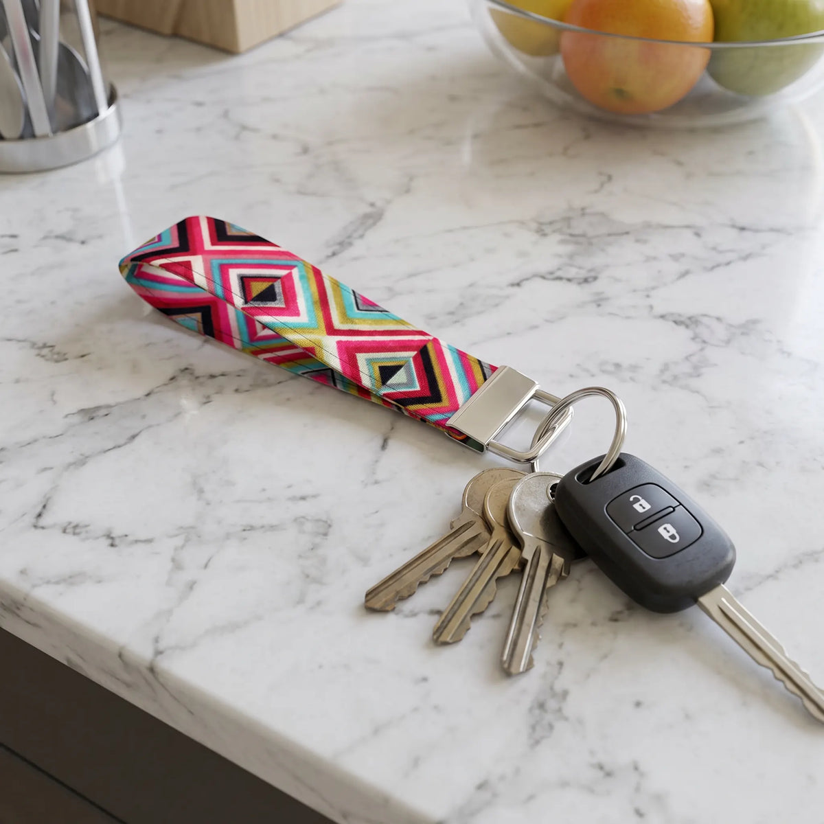 Geometric Diamond Keychain Wristlet