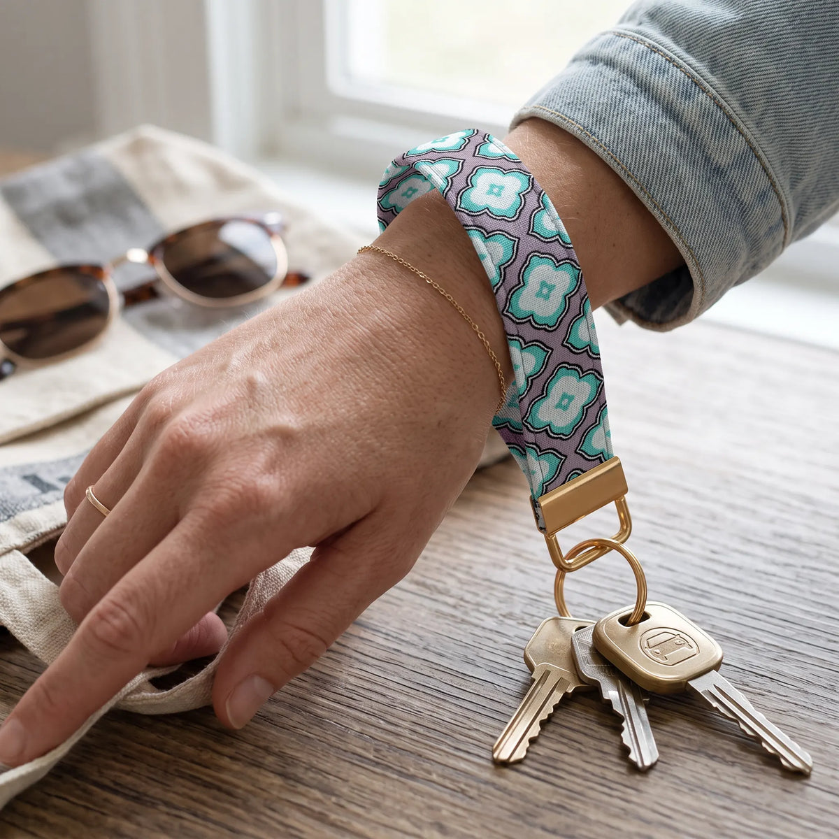 Geometric Quatrefoil Keychain Wristlet