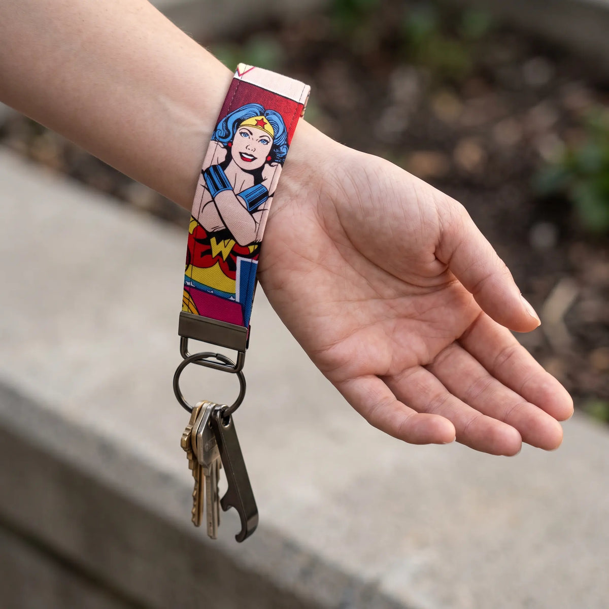 Retro Wonder Woman Comic Keychain Wristlet