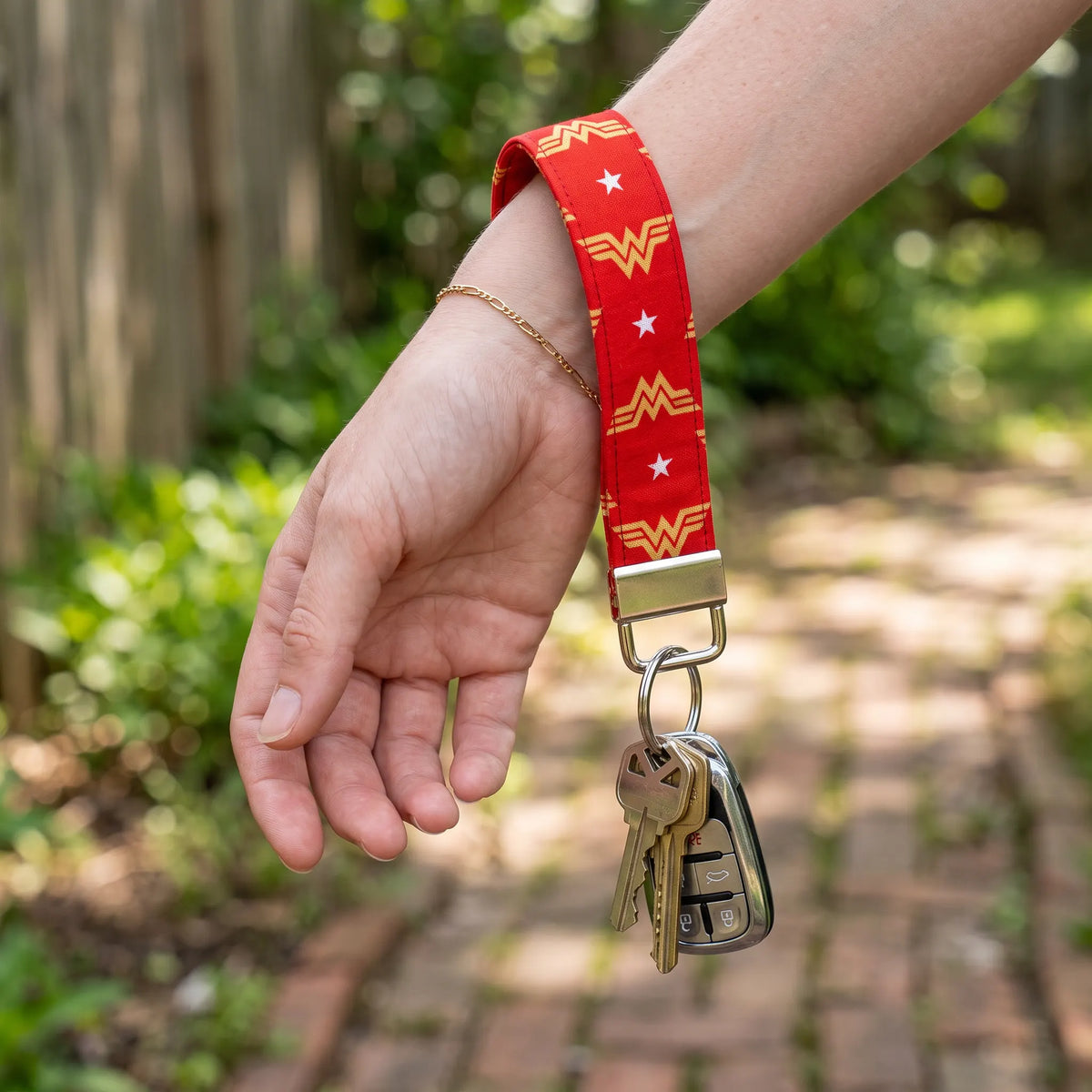 Retro Wonder Woman Logo Keychain Wristlet