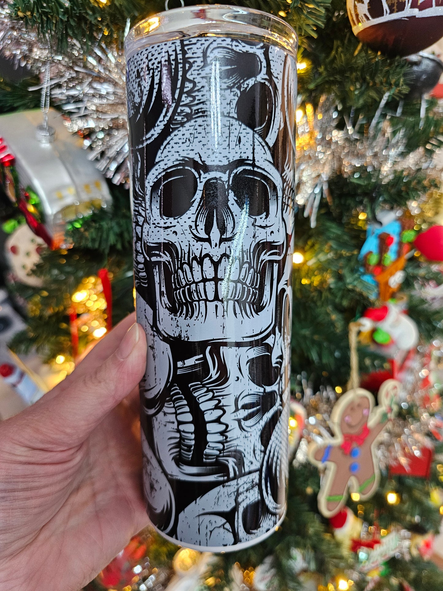 20 oz Skinny Grey Skull Sublimation Tumbler - Imperfect